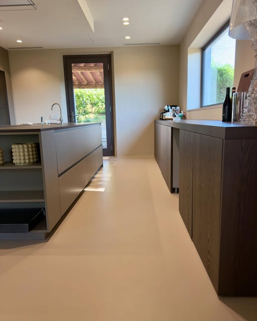 Lavoro reale Zela Resin dal portfolio Instagram, immagine 8